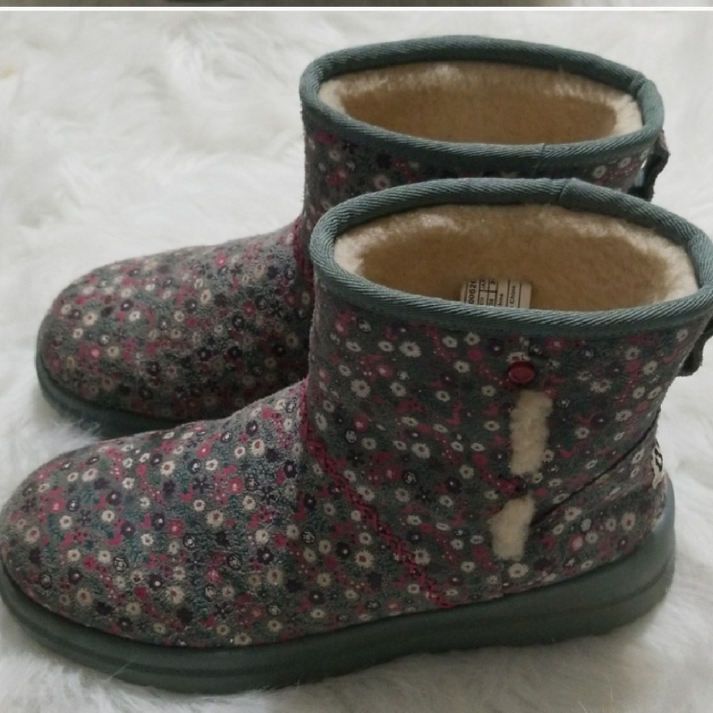 Cute floral uggs